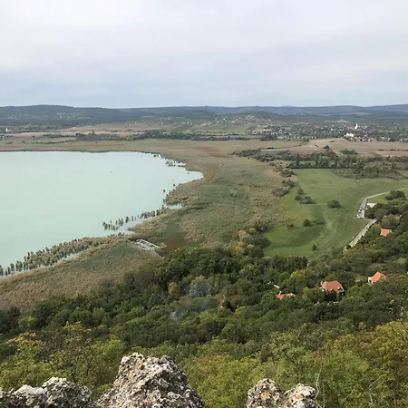 Sajkod-Az Oeboel Csendje Apartament